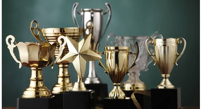 How to showcase your trophies hero images 682x368 1