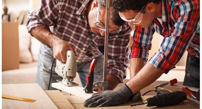 Using reinforcing brackets in home renovations hero image 682x368 1
