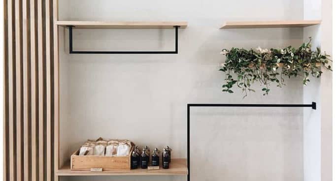 metal vs timber shelf brackets choosing the right material for your aesthetic hero image 682x368 1