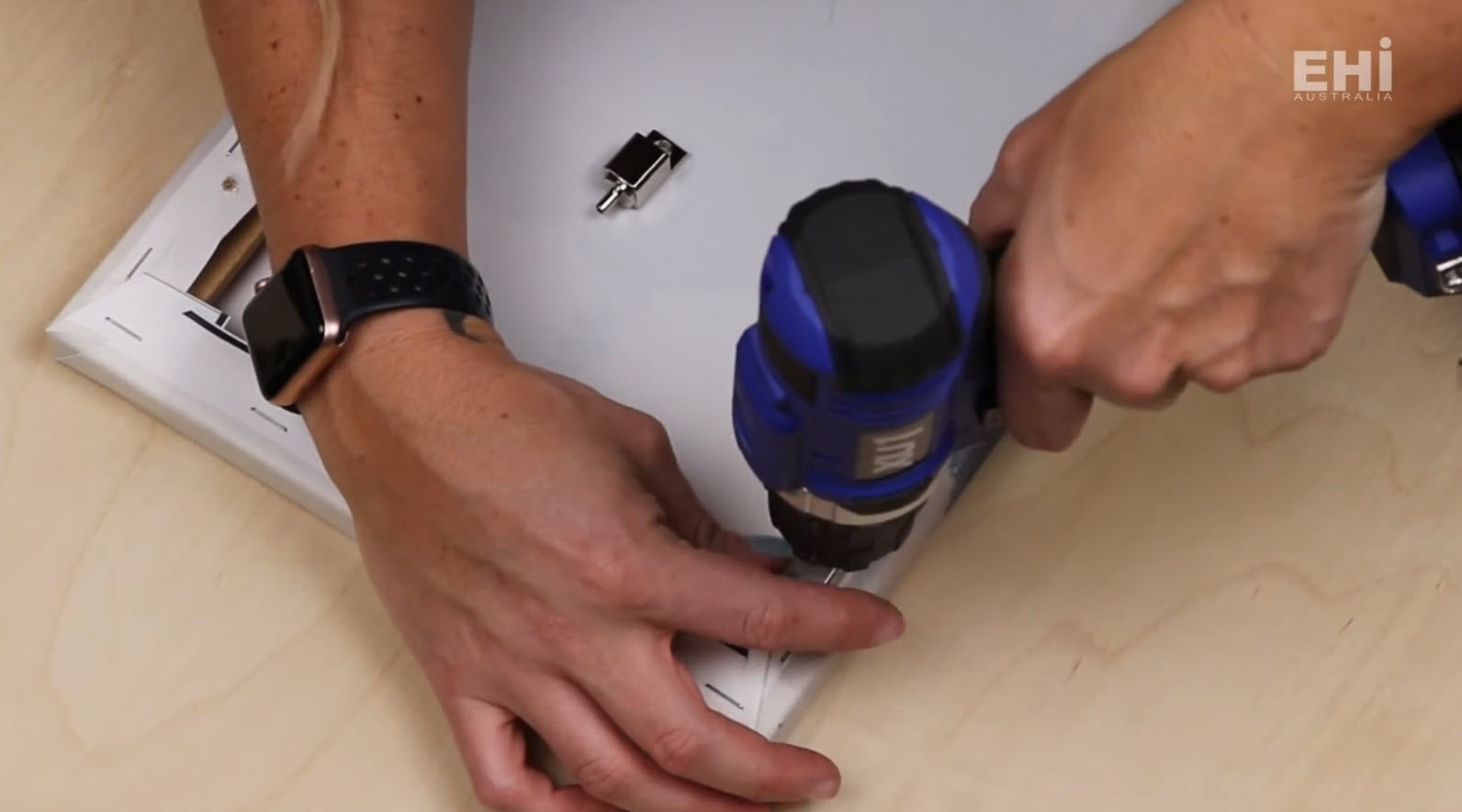 How to Install Gallery at Home Picture Mounts